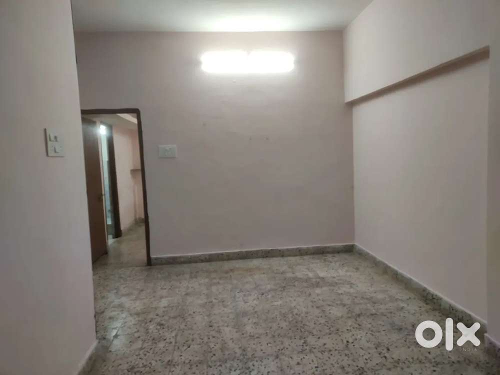Rent for female/women bachelor or nuclear/small family atbest location