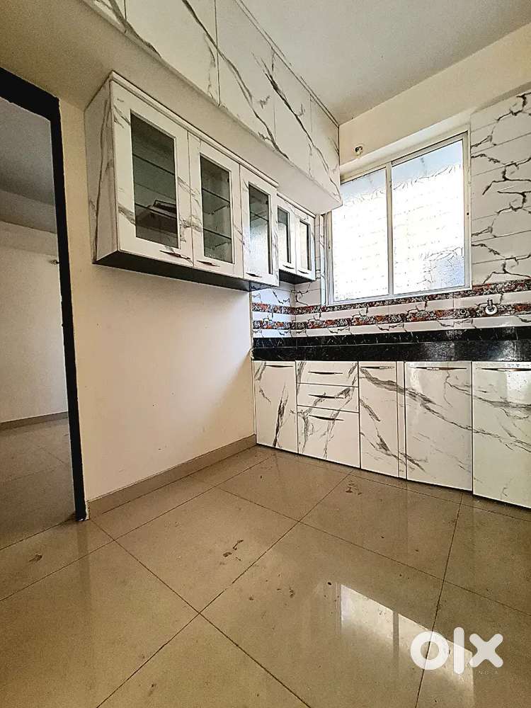 2 BHK  BIG FLAT IN KONDHWA FOR SALE