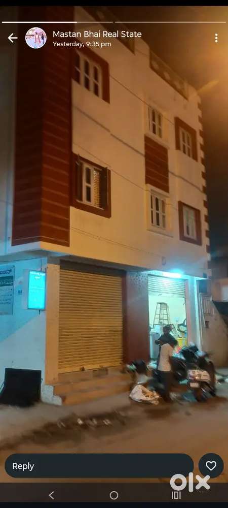 Semi commercial building