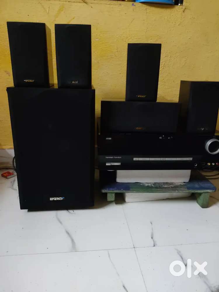 Harman kardon AVR HDMI 134 Energy 8 inch woofer full set
