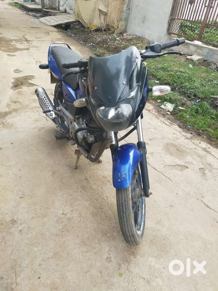 BAJAJ PULSAR 150