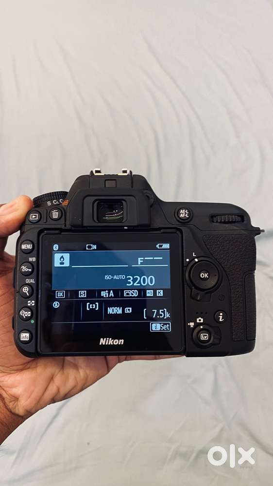 Nikon D7500 Body and 18-140mm nikon lens and 50mm nikon potrait lens