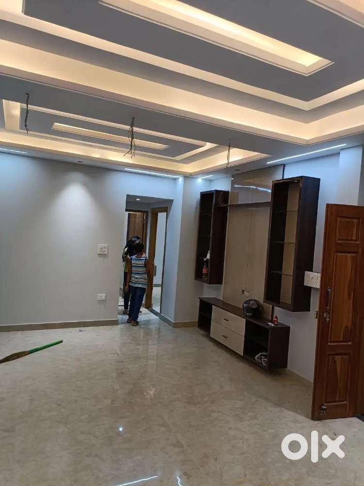 Indipendent without owner 2bhk complete house with store sirmour marg