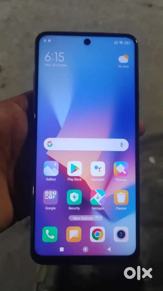 6GB RAM 128 GB redmi.