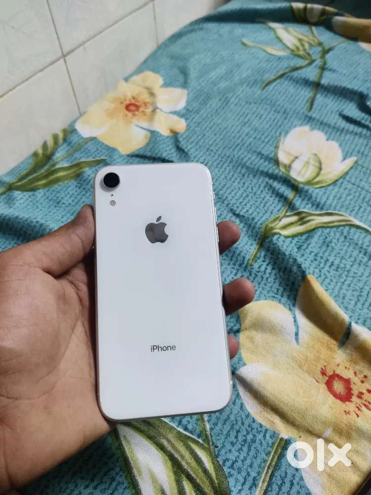 iPhone XR  EXCHANGE AVAILABLE