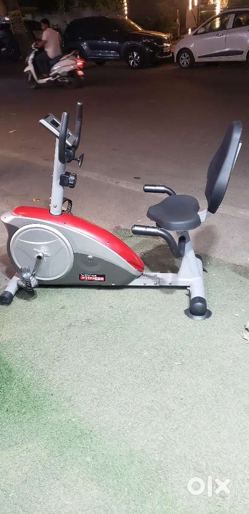 Exercise cycle looks brand new original price rs 18000