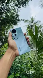 VIVO V40 PRO - 8GB / 256GB - JUST ACTIVATED