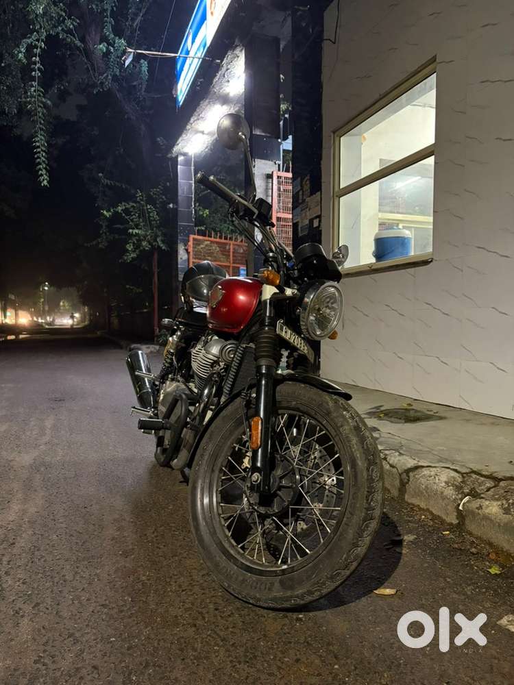 Royal Enfield Interceptor 650 Red  2022  LOW KM  New Condition