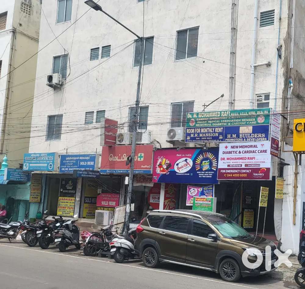 M R MANSION MONTHLY AND DAILY ROOMS