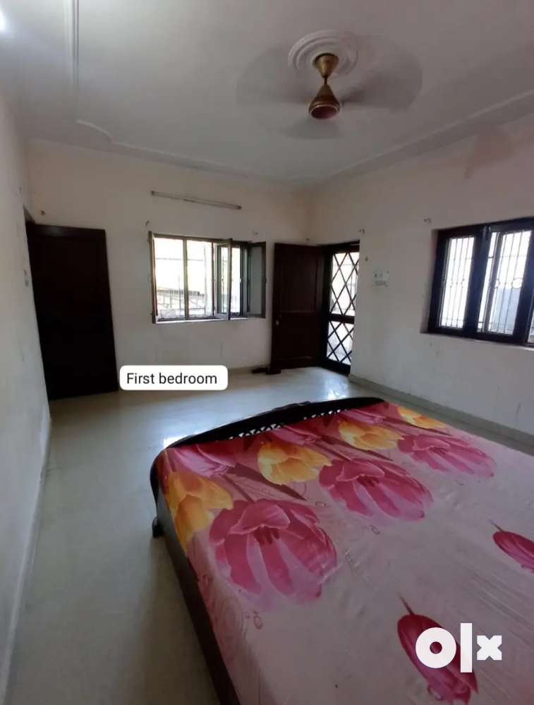 Independent 2 rooms set in Doon vihar colony jakhan rajpur road