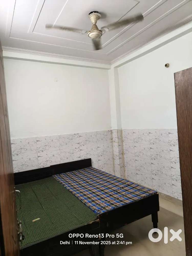 One room set semi furnished