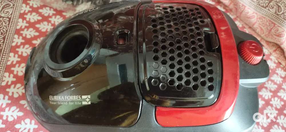 Eureka Forbes Fast Clean 1150 Watts Powerful Suction Vacuum Cleaner