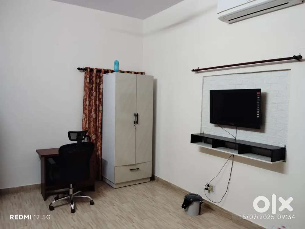 Guest house at vishnu lok colony transport nagar metro station krishna