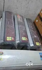 #/1 VOLYAS SPLIT AC 1 TON IN EXCELLENT CONDITION FOR SALE