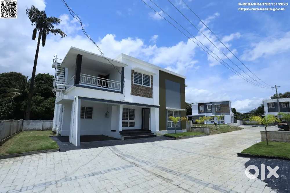 Newly built, Luxurious 4 BHK House & Villa for sale in Thrissur!