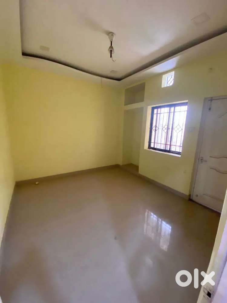 2 bhk house for rent sarkanda me