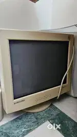 Samsung CRT Monitor DynaFlat 17 inches