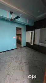 this is 1000 sqft semifurnishd office main nehru colony