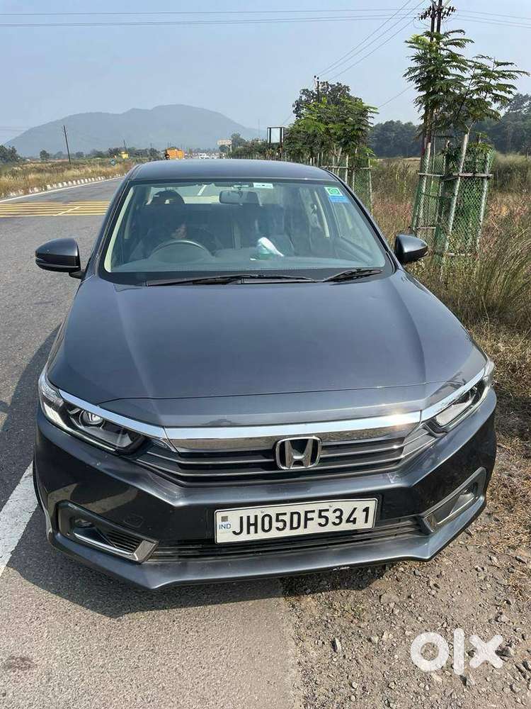 GOOD CONDITION SINGLE HANDED DRIVEN HONDA AMAZE