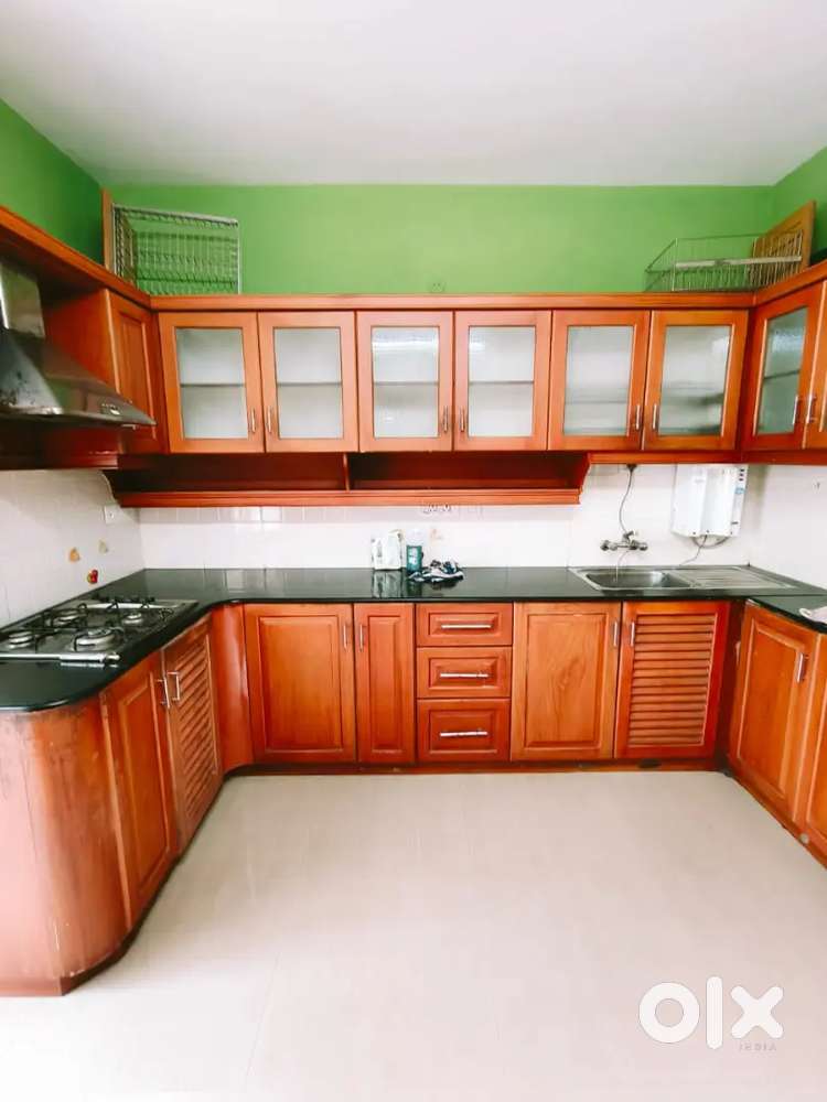 3 bhk(   furnished) 1 floor Aparment  family only