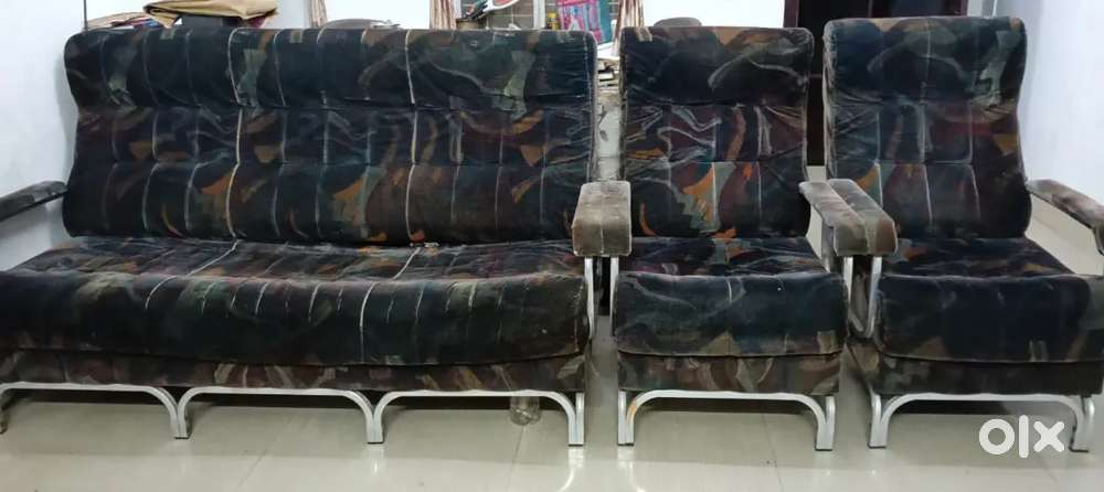 Cushioned sofa (3+2) seater Stainless Steel Frame, Good condition