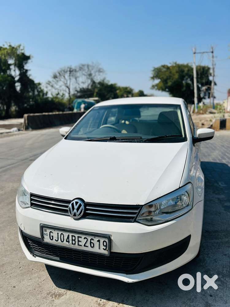 Volkswagen Vento 2011 Diesel Good Condition, 2 oner