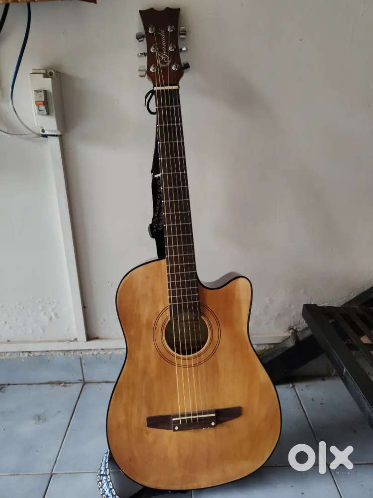 Granada Acoustic guitar in good condition