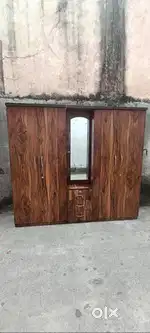 5 door wardrobe With 4 years warranty (free delivery)