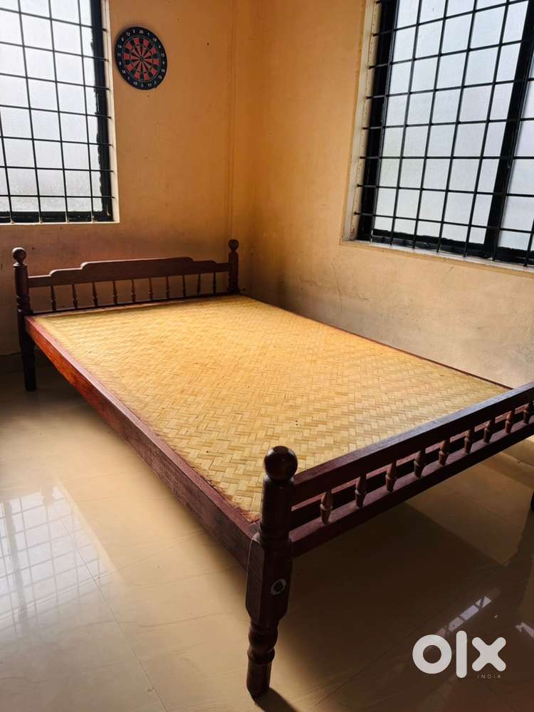 Coconut Wooden Cot (Kattil)