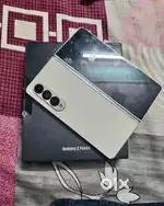 Samsung Fold 4