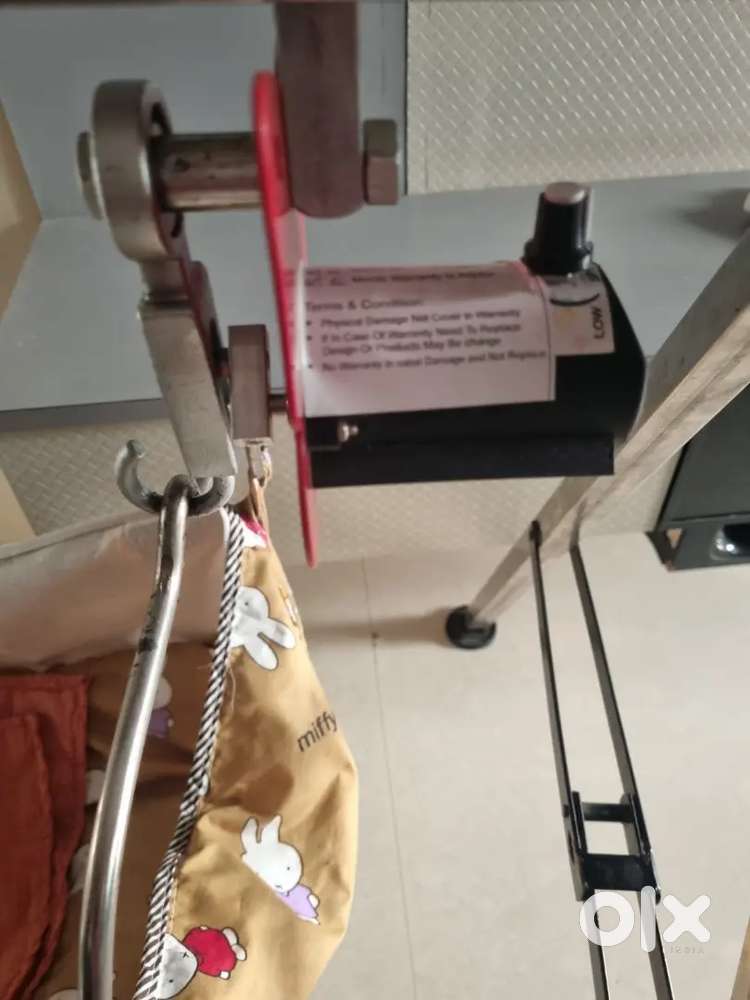 ઓટોમેટિક ઘોડિયું ચાલે તેનું મશીન વેચવાનું છે સ્પીડ એડ જસ્ટ કરી શકાય છે