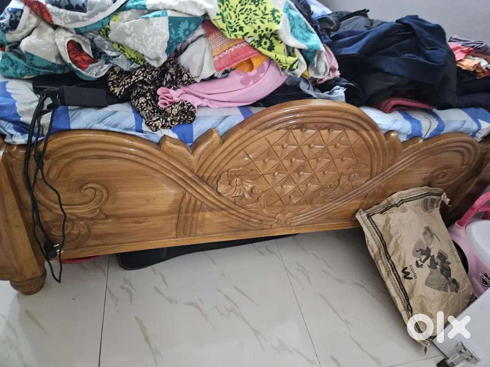 King size solid teakwood bed