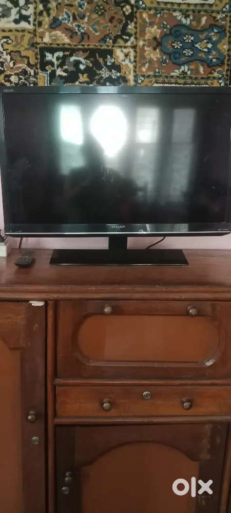 32 LED TV