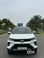 Toyota Fortuner Legender 4X2 AT 2.8, 2021, Diesel