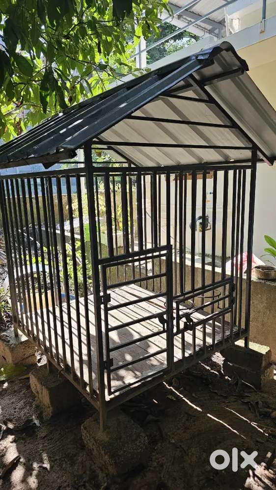 Dog cage which is of good quality. Contact for more details