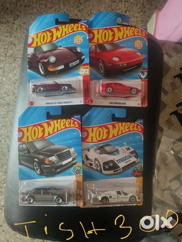 Metal Hot wheels cars each 250