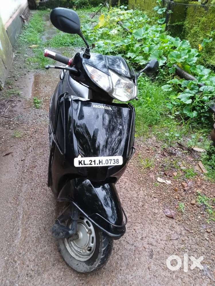 Honda activa 2013 model