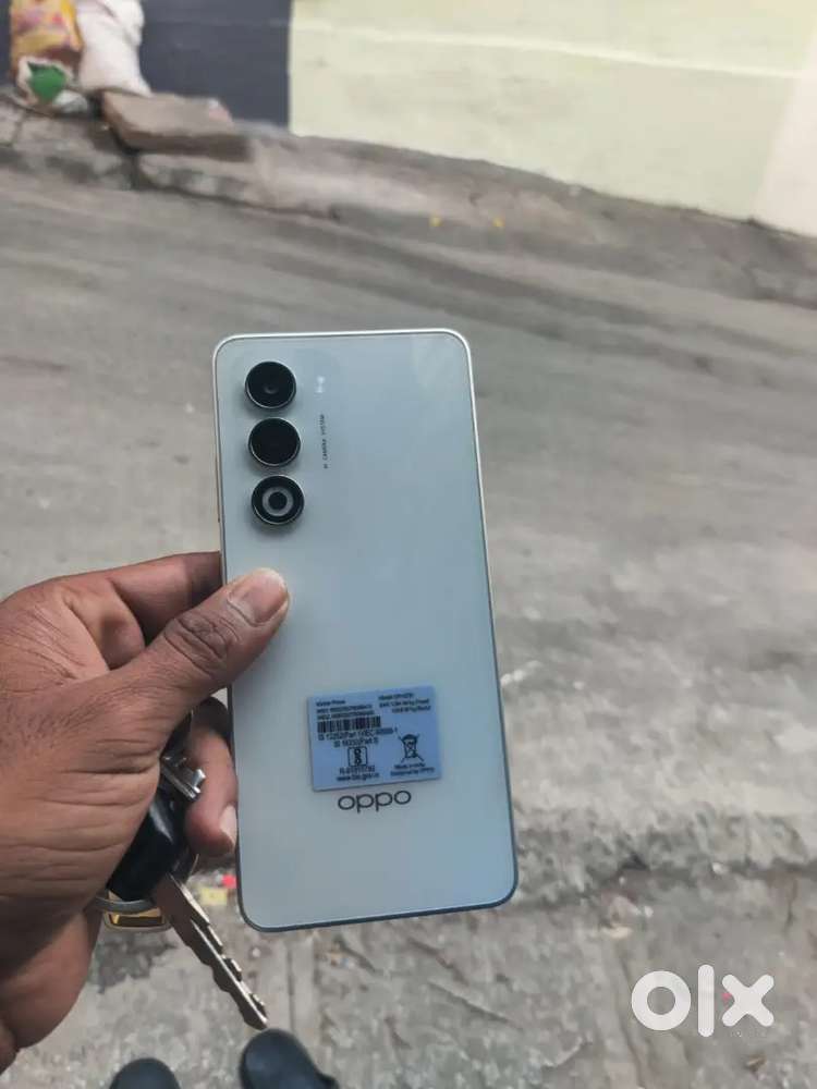 No bill no box no charger only phone brand new