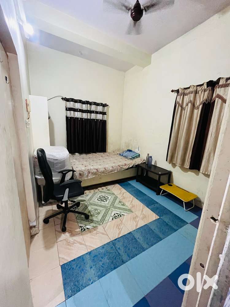 Fully furnished single room available