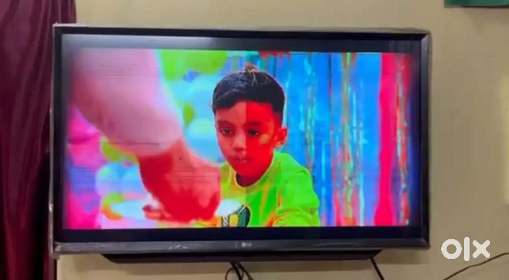 LG TV 32inch