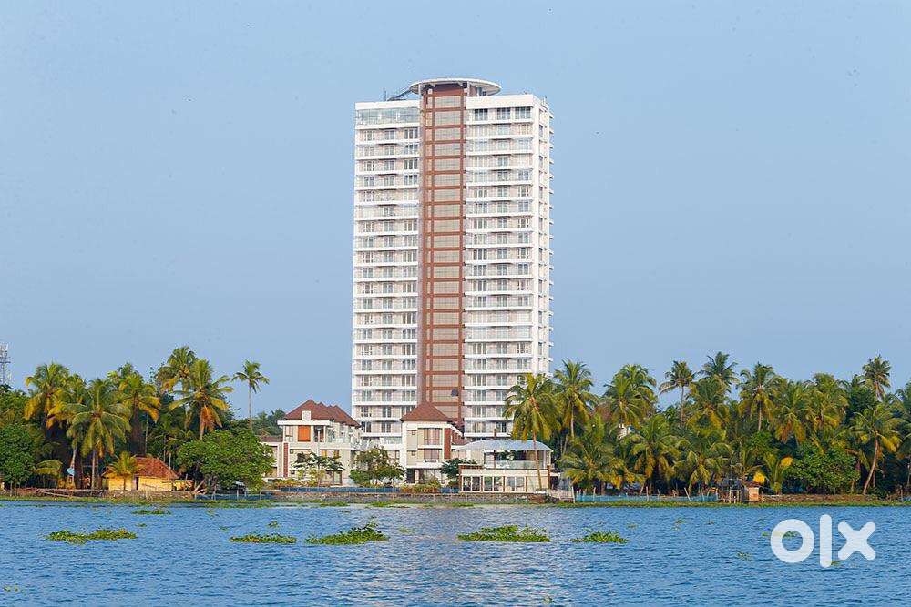 Luxury duplex waterfront apartment for sale