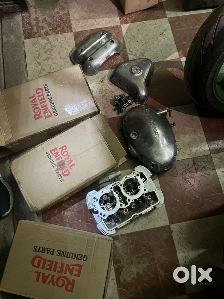 GT650 HEADER AND ENGINE CASE (OG RE PARTS)