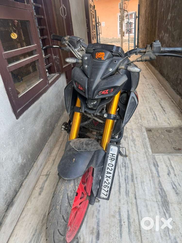 Black wrap all original new chain set new apollo both tyre plus acceso