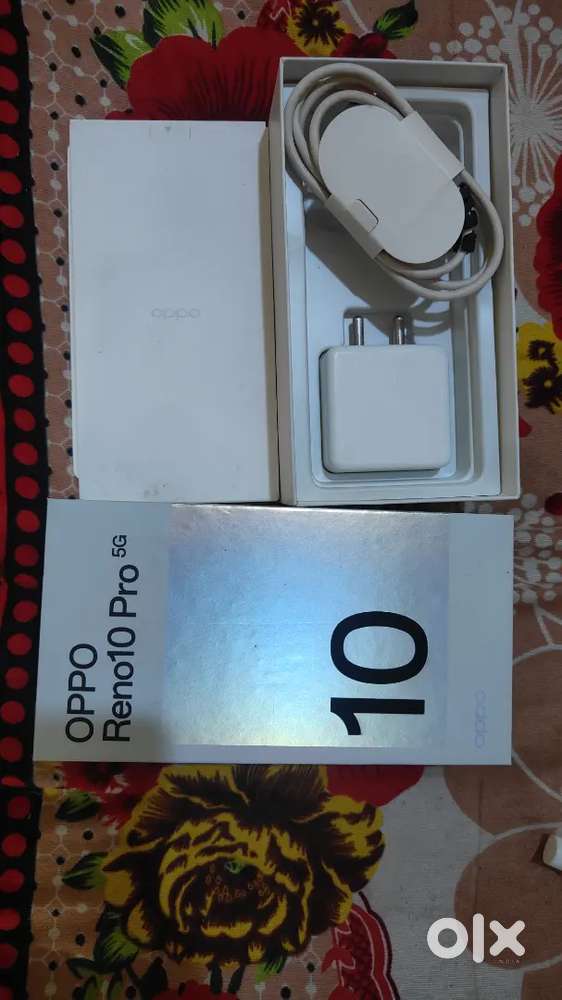 Oppo Reno 10 pro curved phone with charger & Box ( Never opened phone)