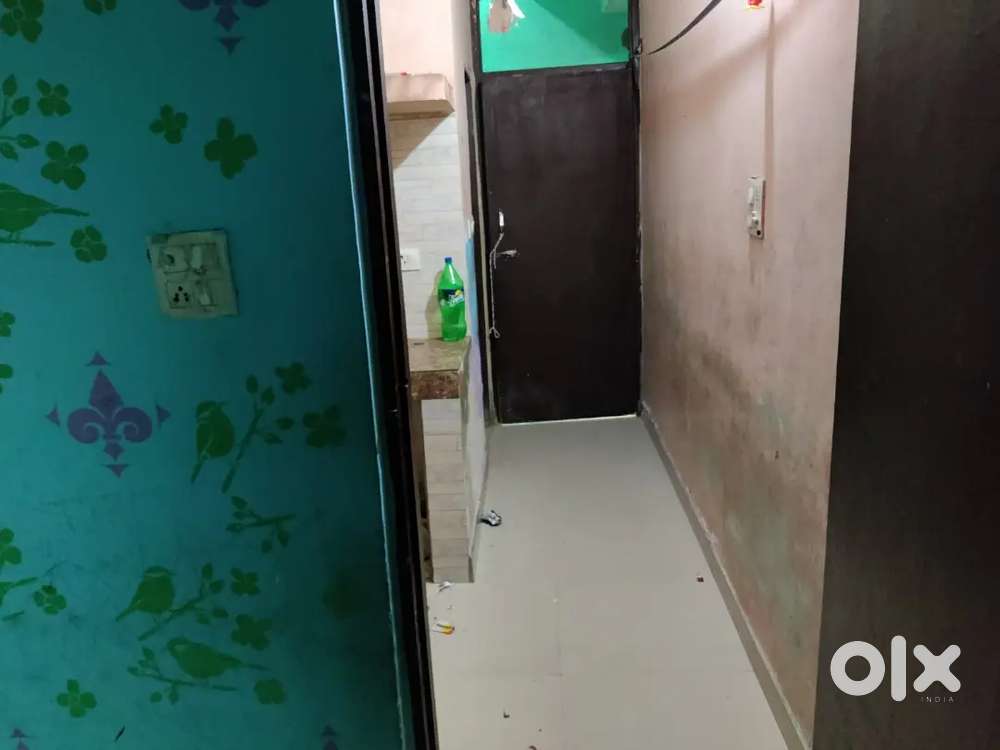 1 rk available for rent in khora