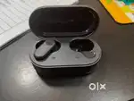 Oneplus nord 2r earbuds (1 month)