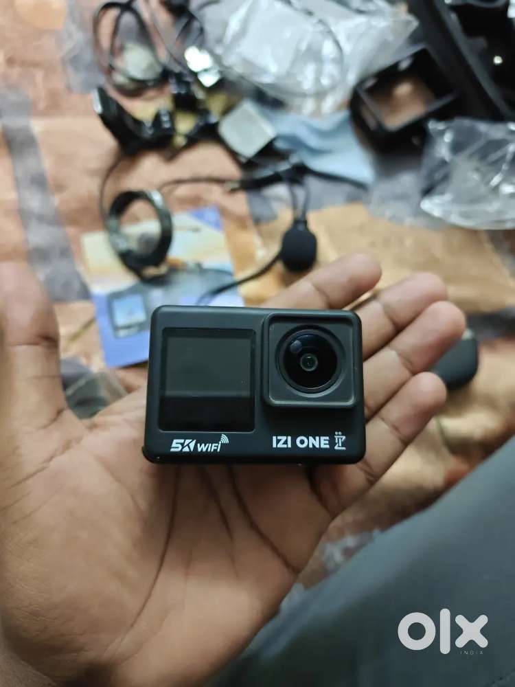 Izi one action camera