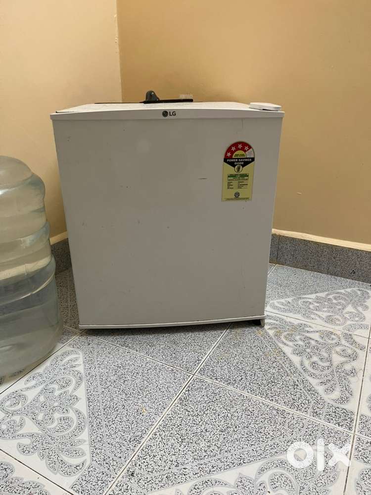 LG mini fridge 7999