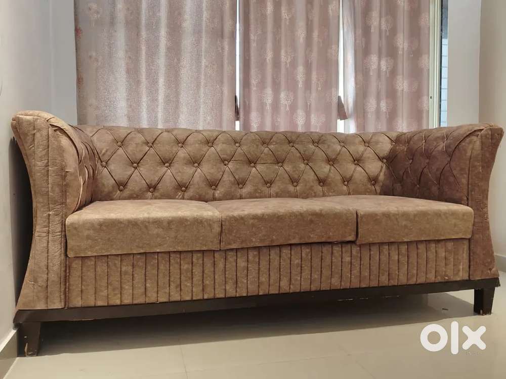 Sofa set of 5 in new condition not used