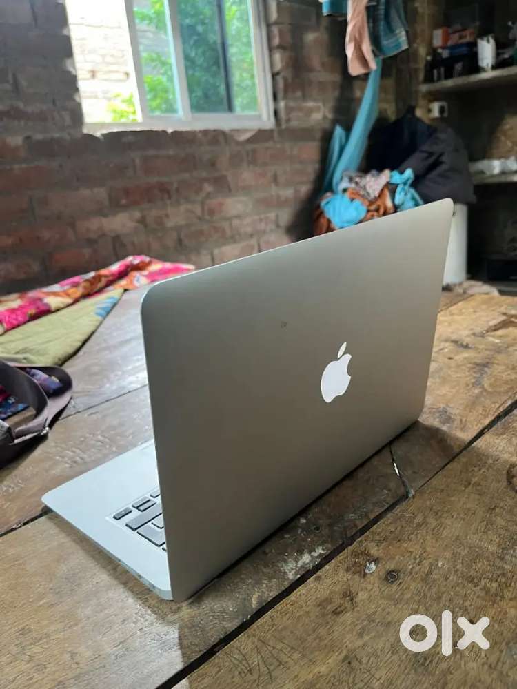 Macbook air (2021)